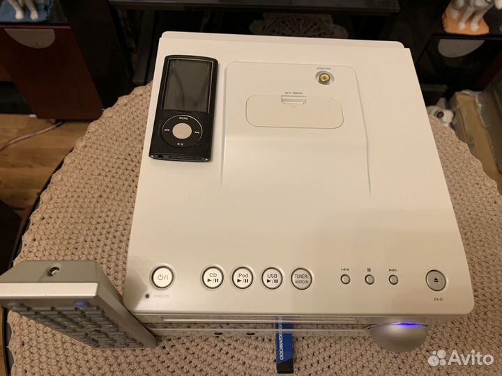 Музыкальные центры JVC (Victor)