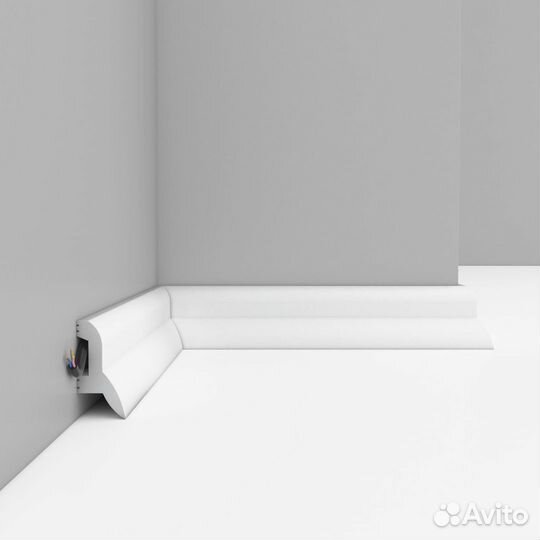 Плинтус дюрополимерный полиурет. 2400 мм