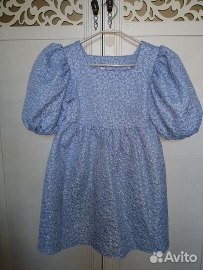 Много платьев на девочку