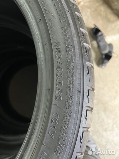 Bridgestone Turanza T005 255/40 R20