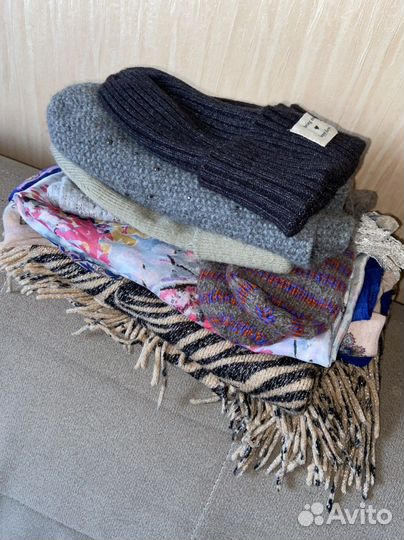Шапки, шарфы, снуд, перчатки, варежки женские