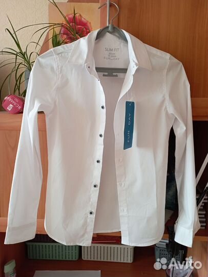 Рубашка для мальчика новая 152, белая