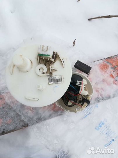 Бензонасос