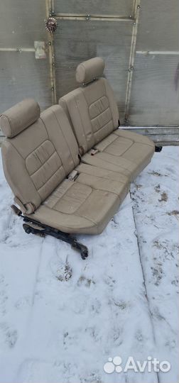 Сиденья на lexus LX470