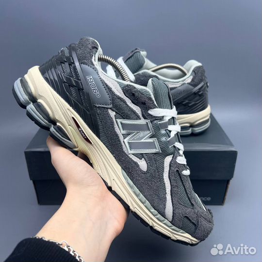 Кроссовки New Balance 1906R