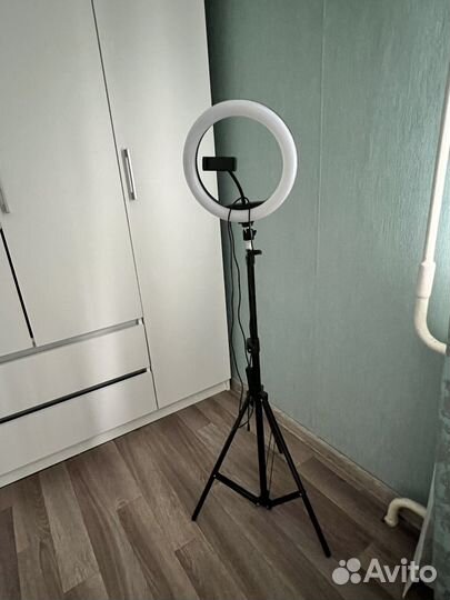 Кольцевая лампа 26 см