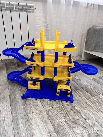 Парковка для машинок