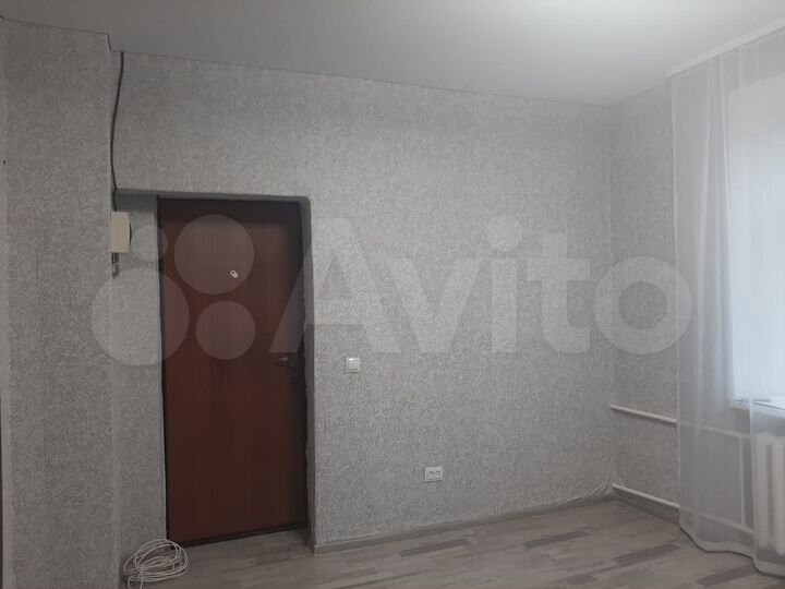 Комната 28 м² в 4-к., 3/4 эт.