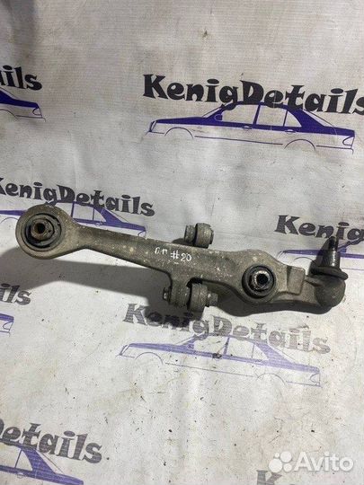 Рычаг подвески нижний правый Audi A4 B5 седан 1.8