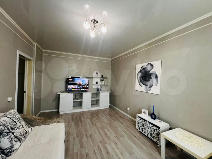 2-к. квартира, 48 м², 10/17 эт.