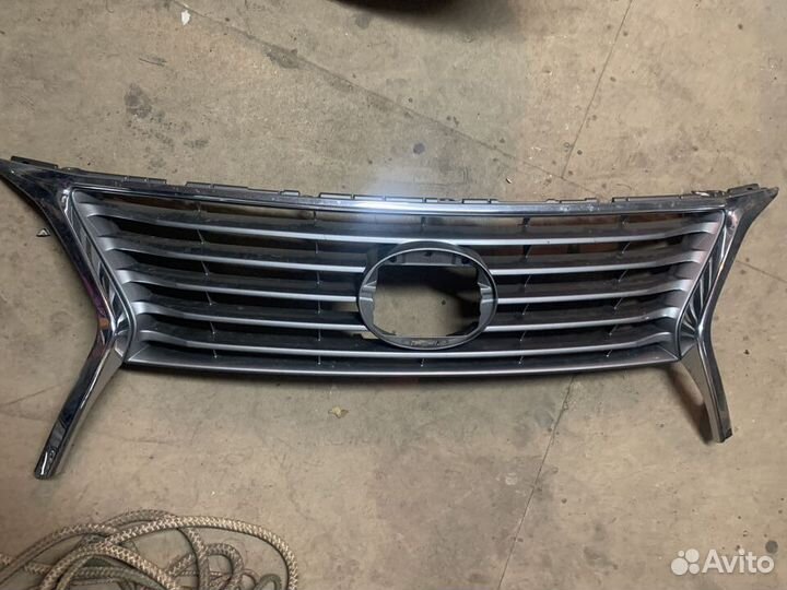Решетка радиатора Lexus rx 270