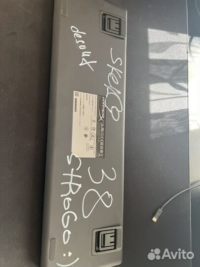 Клавиатура HyperX с росписью Дмитрия Ликса