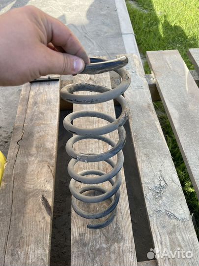 Пружина Bmw f10