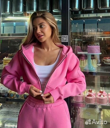 Шикарный спортивный костюм в трёх расцветках