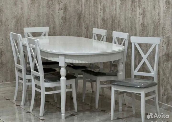 Стол со стульями для кухни от BeZass