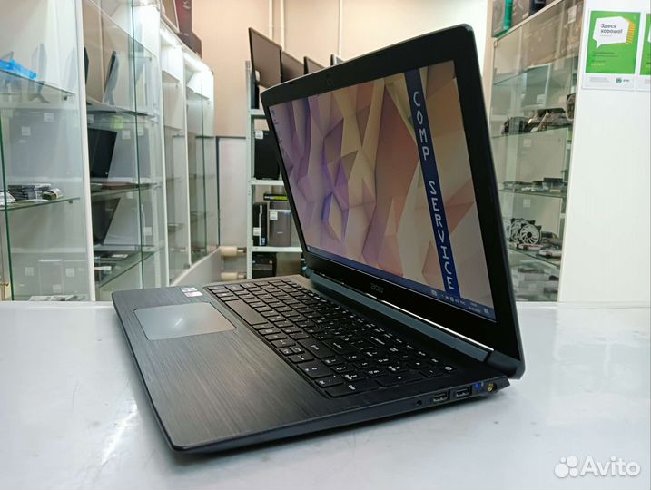 Игровой ноутбук Ryzen 8gb HDD 1Tb R530 2gb gddr5