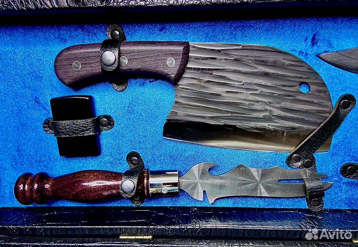 Набор шампуров в чемодане