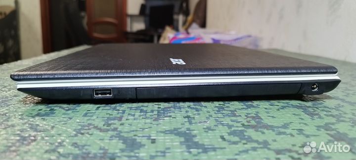 Ноутбук Аcer Aspire E5-532 с новыми батареей и SSD