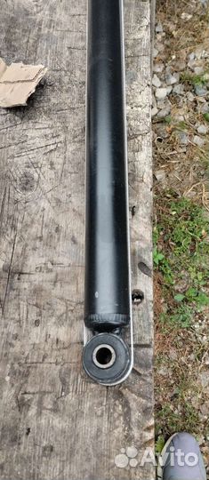 Продам новые амортизаторы сакс 2 штуки цена за оба