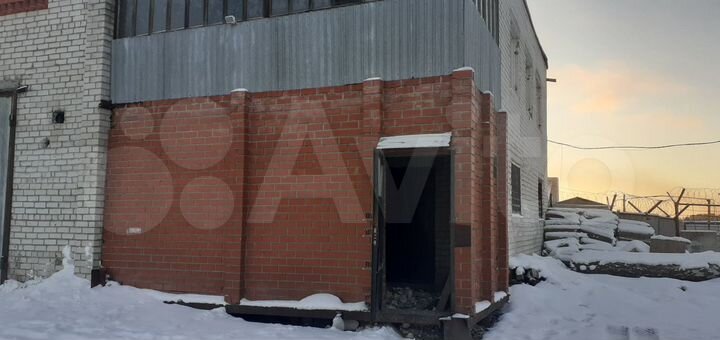 Комплекс зданий, 506.2 м² + зу, 1 834,6 м²