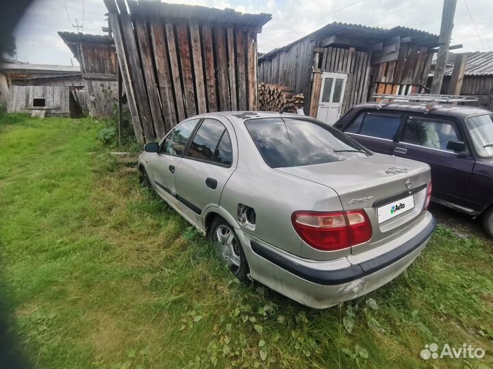 Nissan Almera 1.5 МТ, 2002, 200 000 км