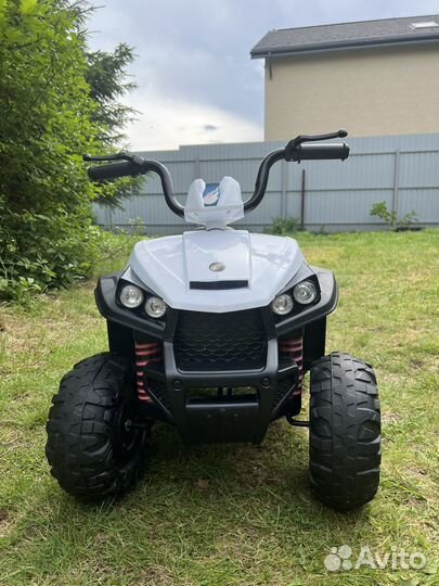Детский квадроцикл Rivertoys