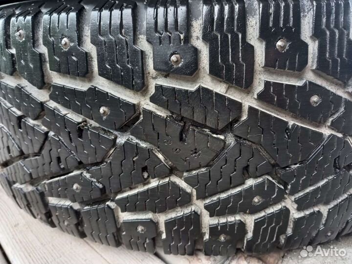 Nokian Tyres Hakkapeliitta C3 215/60 R16