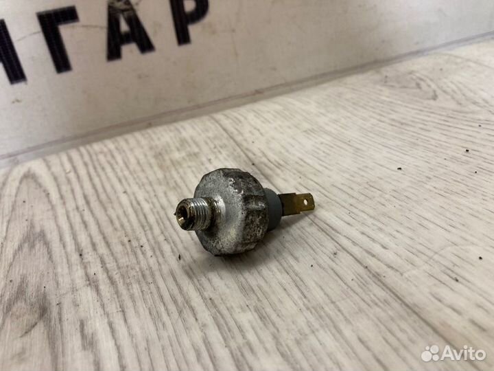 Датчик давления масла Mitsubishi Lancer 9 CS3A