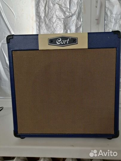 Комбоусилитель Cort CM30R с Bluetooth