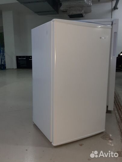 Морозильный шкаф dexp F201AMA