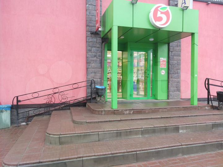 Помещение, 424 м²
