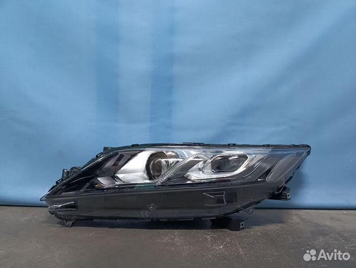 Фара левая Mitsubishi Eclipse Cross 2017-2022