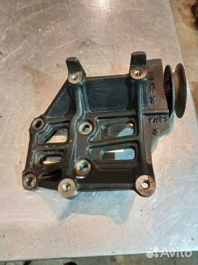 Крепление компрессора кондиционера Chevrolet Lanos