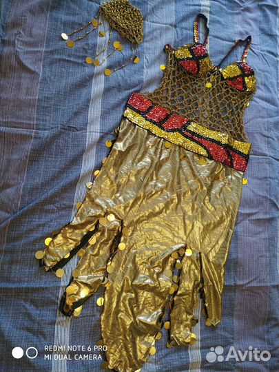 Танцевальный костюм