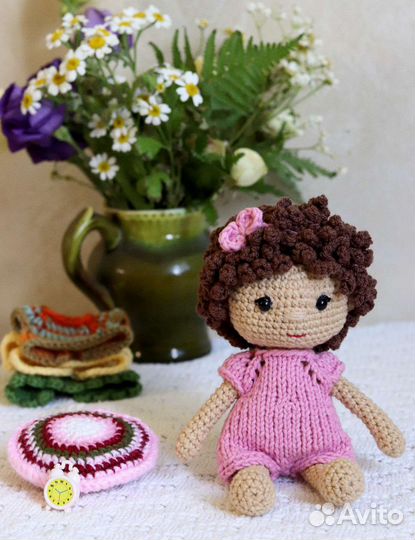 Куколка малышка с гардеробом ручной работы