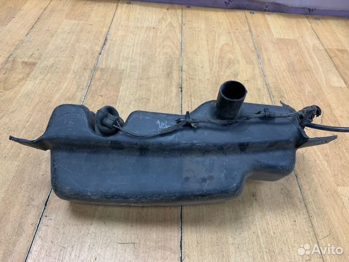 Бачок омывателя Opel Omega B