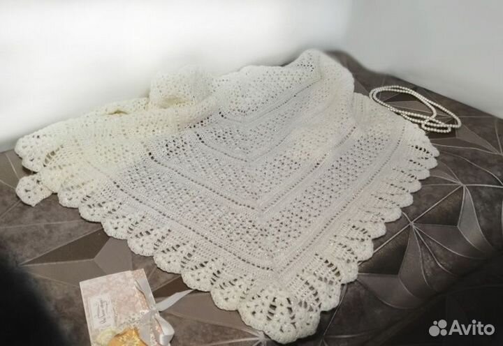Шаль вязаная крючком