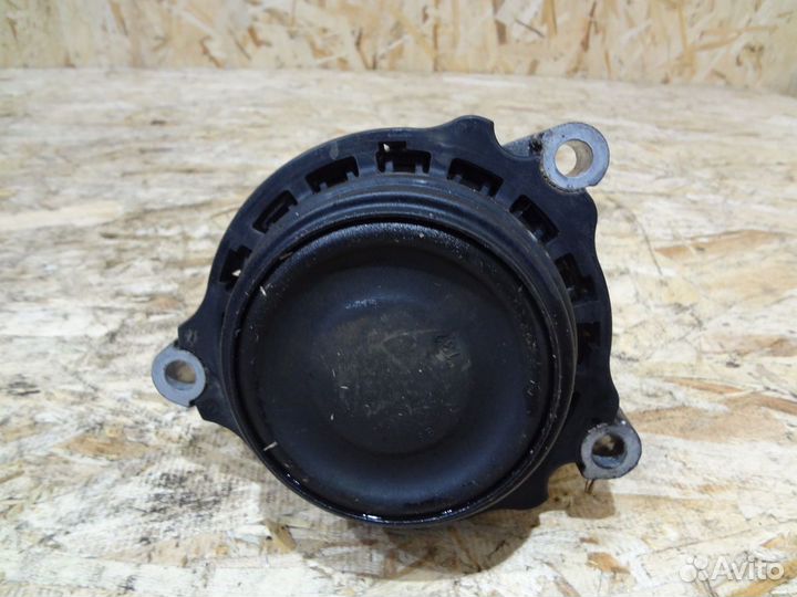 Подушка двигателя левая BMW X3 F25 бмв Х3 Ф25