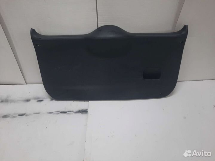 Ford Fusion Обивка крышки багажника