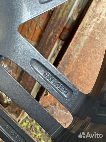 Mercedes GLS новые 21 колеса зима шип