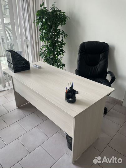 Комплект офисной мебели