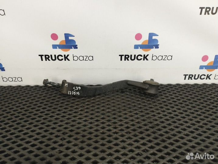 2536154 Кронштейн радиатора левый Scania 6-series