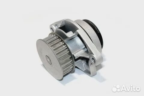 Насос водяной Skoda Octavia