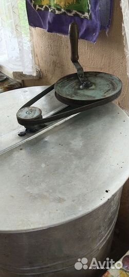 Медогонка бу 3-х рамочная