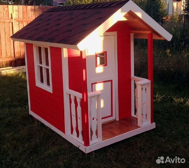 Детский игровой домик из дерева