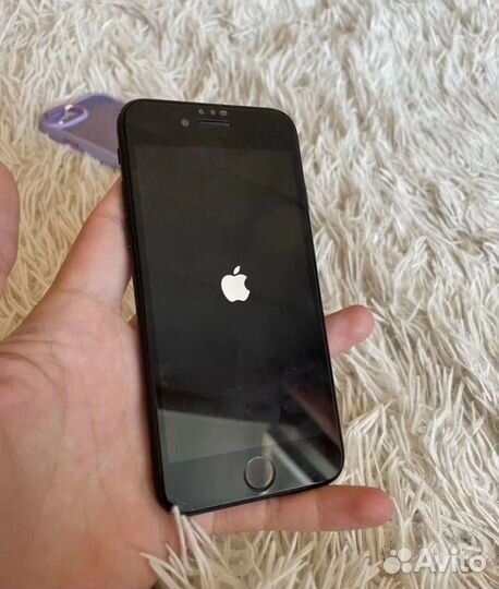 iPhone SE (2020), 64 ГБ