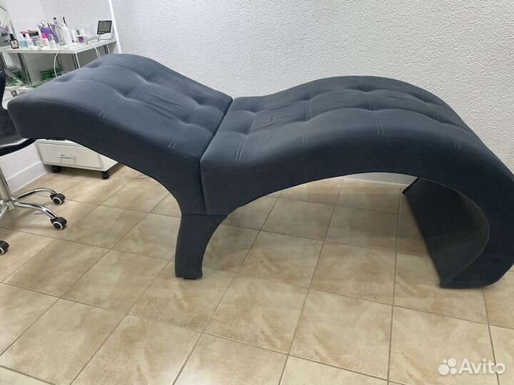 Анатомическая кушетка для наращивания ресниц