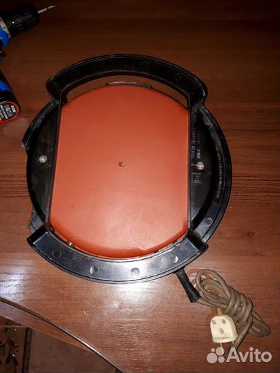 Электровафельница из СССР