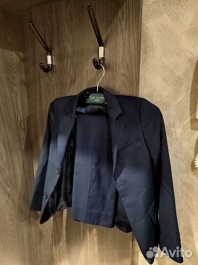 Костюм школьный