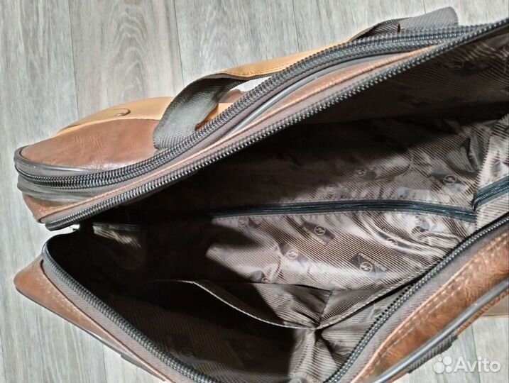 Дорожная сумка на колесах